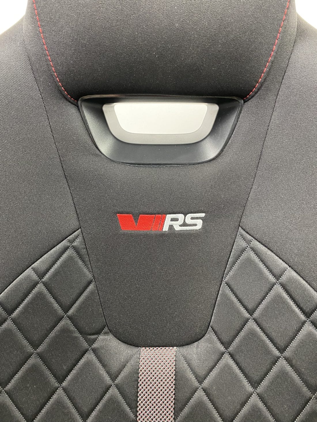 Trp Post Container Data Trp Post Id 14316 Interior Skoda Octavia Iv Combi Nx5 Fabric Black Red Trp Post Container