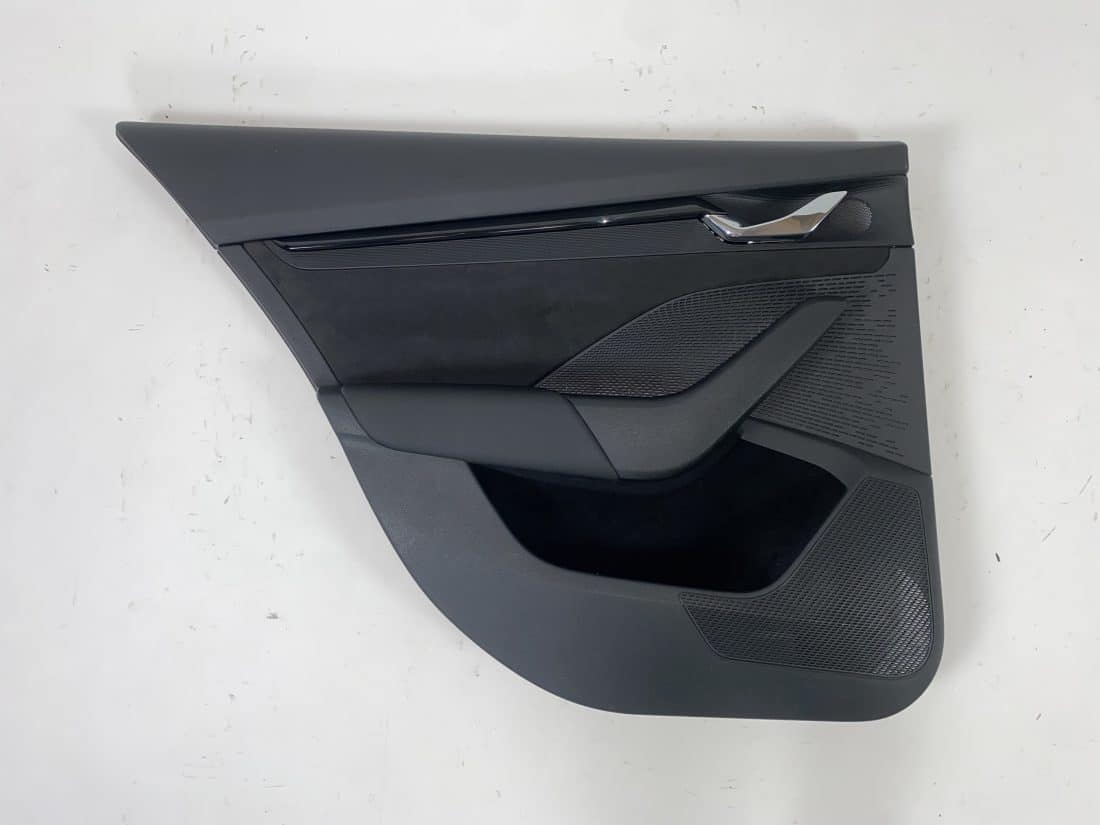 Trp Post Container Data Trp Post Id 14316 Interior Skoda Octavia Iv Combi Nx5 Fabric Black Red Trp Post Container