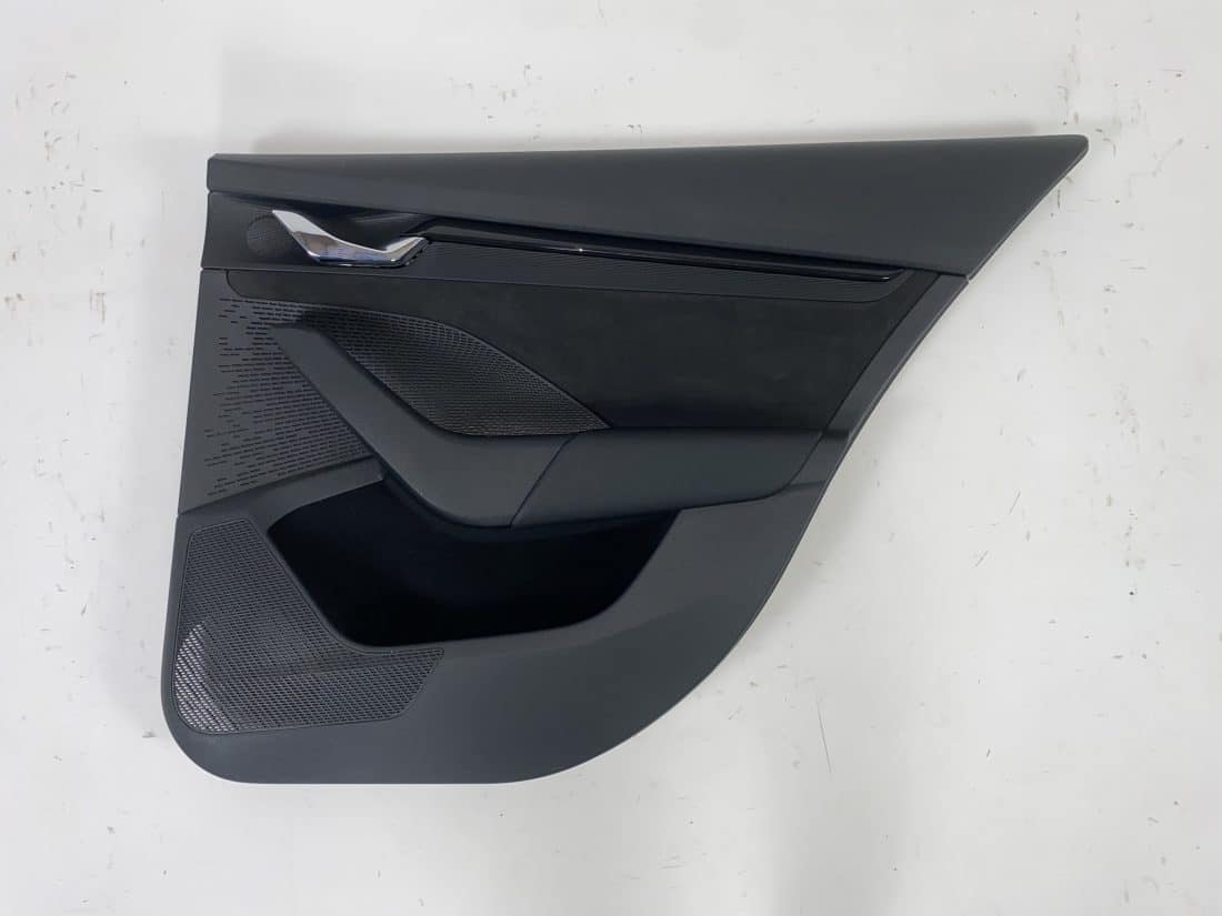 Trp Post Container Data Trp Post Id 14316 Interior Skoda Octavia Iv Combi Nx5 Fabric Black Red Trp Post Container