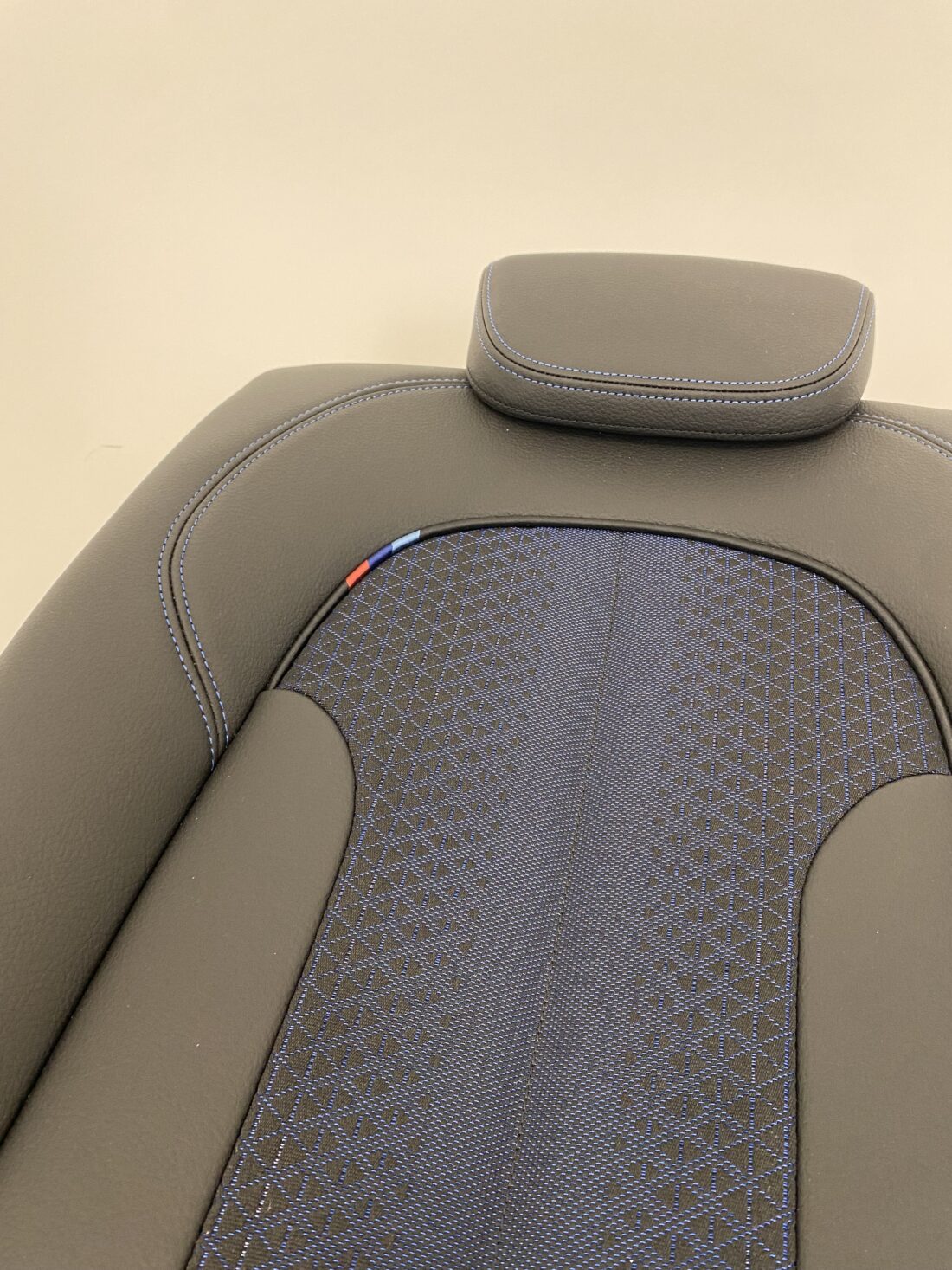 Trp Post Container Data Trp Post Id 15359 Interieur Bmw 2 Serie Gran Coup M F44 Leder Alcantara Zwart Blauw Trp Post Container