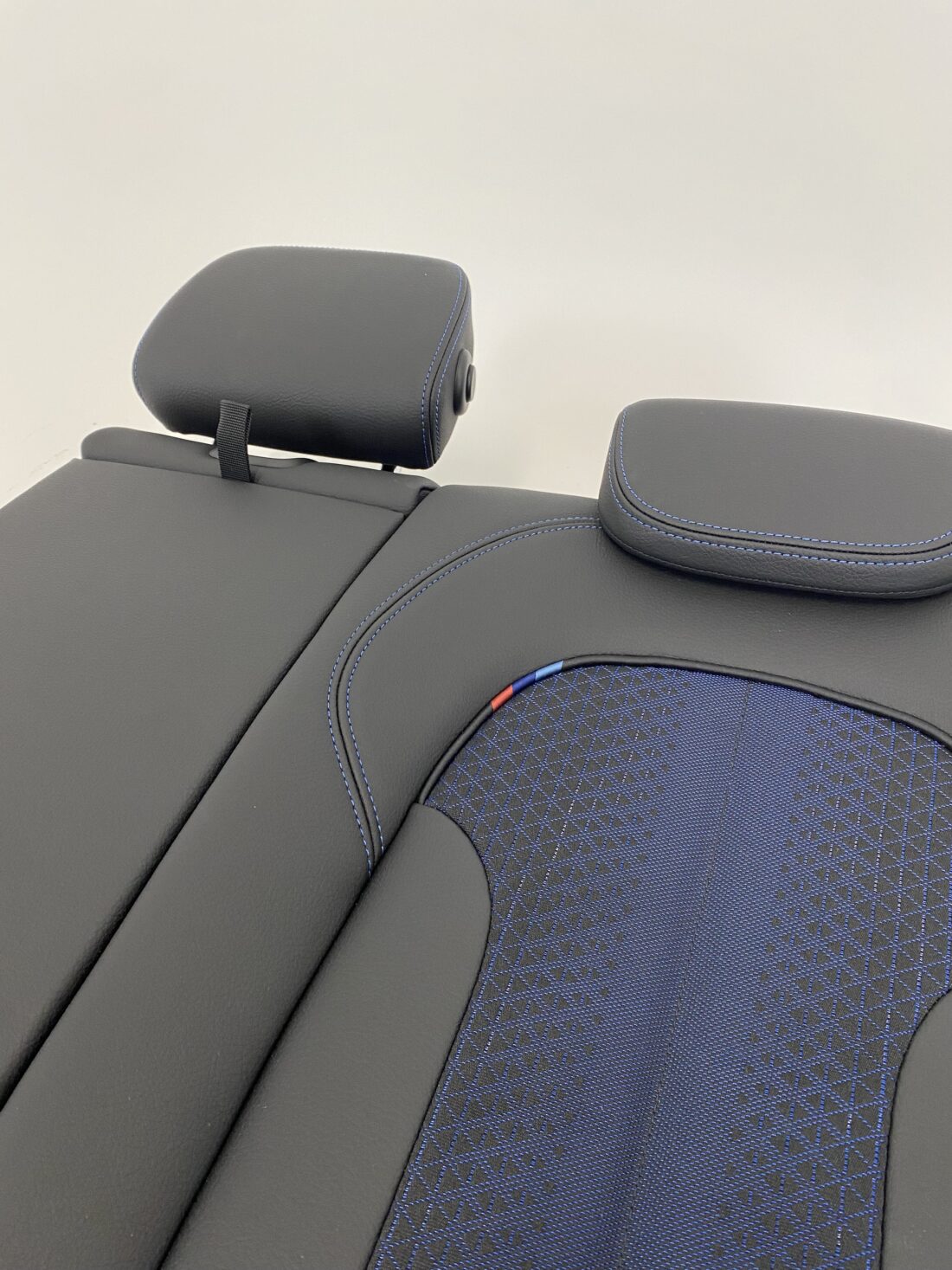 Trp Post Container Data Trp Post Id 15359 Interieur Bmw 2 Serie Gran Coup M F44 Leder Alcantara Zwart Blauw Trp Post Container