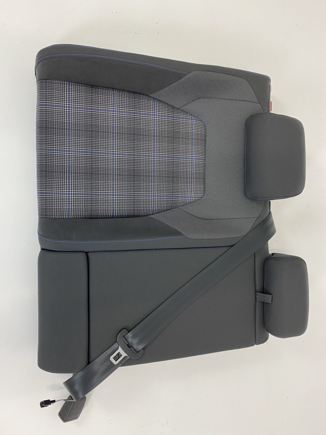 Trp Post Container Data Trp Post Id 15256 Innenausstattung Vw Golf 8 Gte Stoff Alcantara Blau Schwarz Grau Trp Post Container