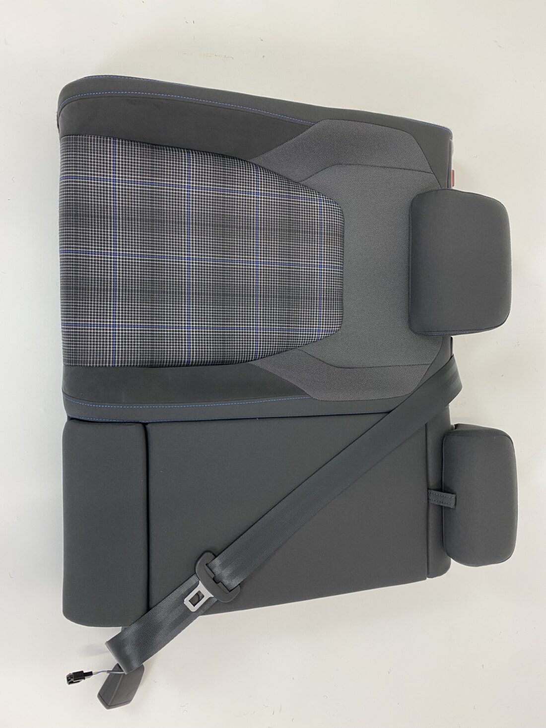 Trp Post Container Data Trp Post Id 15256 Innenausstattung Vw Golf 8 Gte Stoff Alcantara Blau Schwarz Grau Trp Post Container