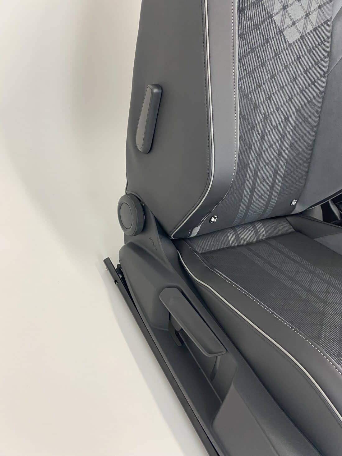 Trp Post Container Data Trp Post Id 15548 Interior Vw Golf 8 R Tela Alcántara Cuero Gris Negro Trp Post Container
