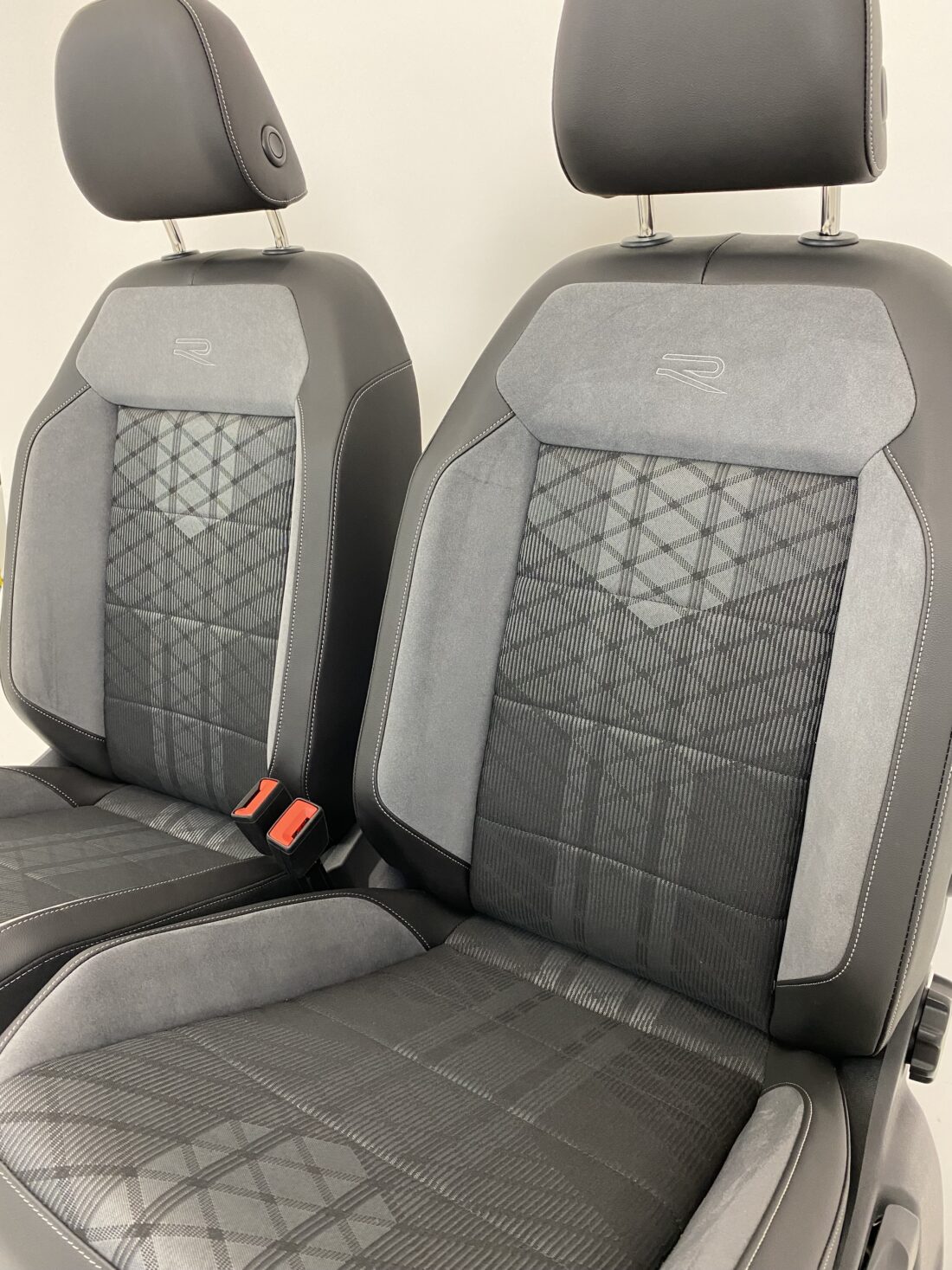 Interieur Vw T Roc R A11 Alcantara Stof Zwart Grijs