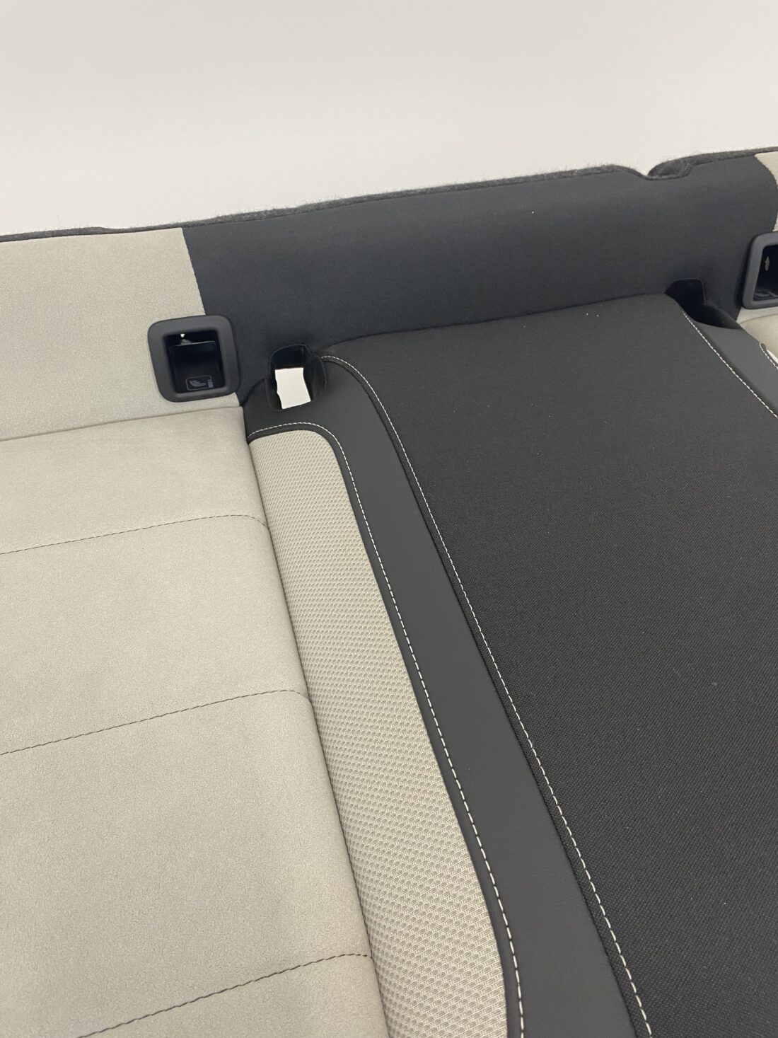 Interieur Vw T Roc A11 Alcantara Stof Zwart Licht Grijs
