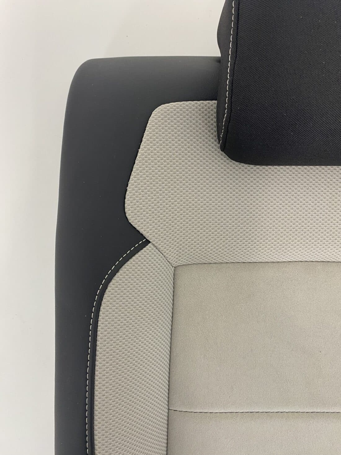 Interieur Vw T Roc A11 Alcantara Stof Zwart Licht Grijs