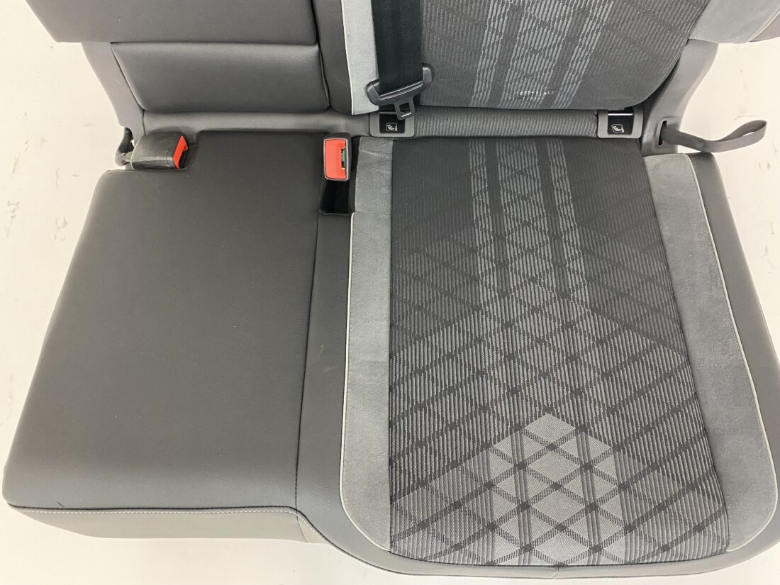 Trp Post Container Daten Trp Post Id 15719 Innenraum Vw Tiguan R Alcantara Stoff Grau Schwarz Trp Post Container