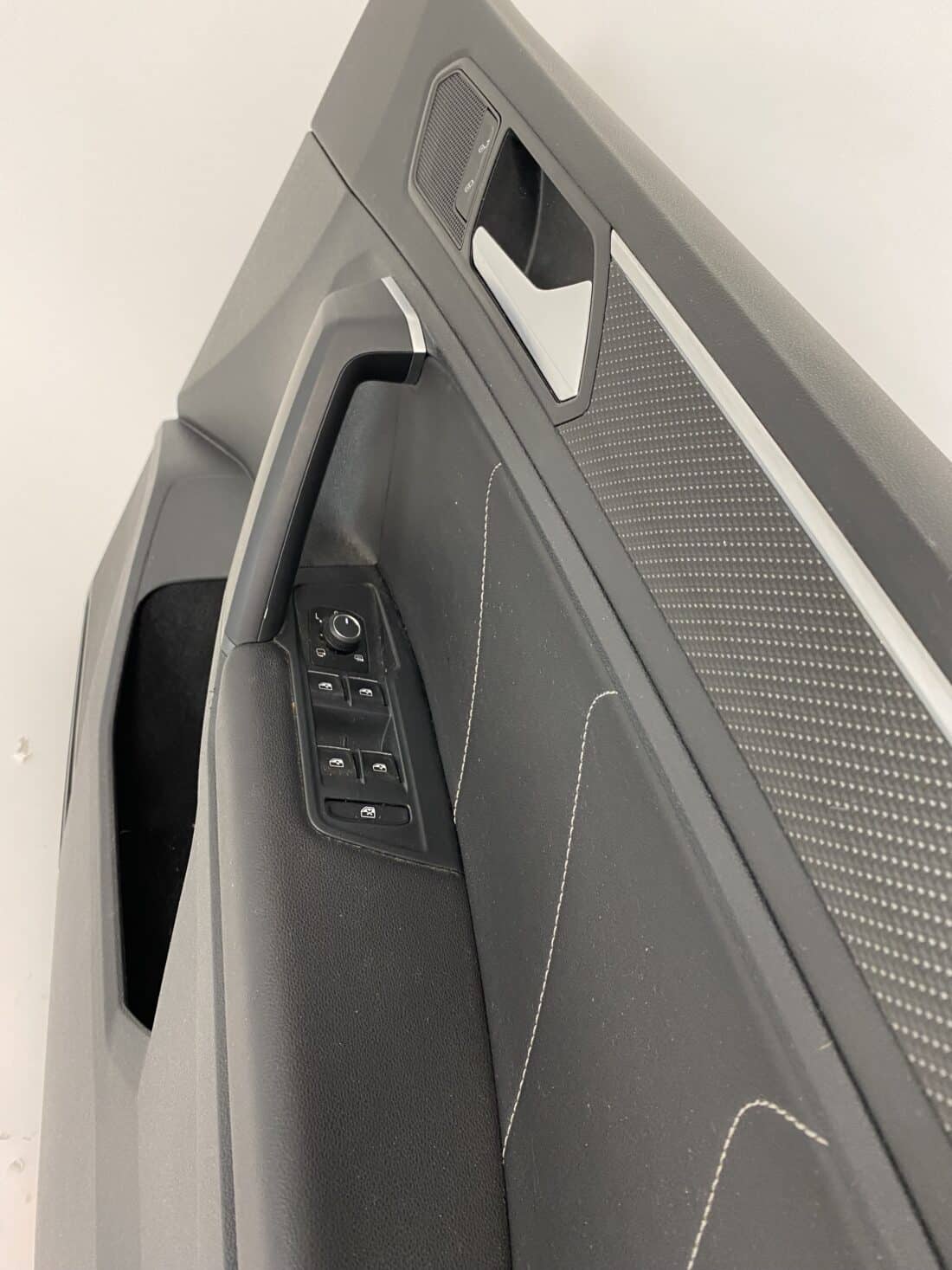 Trp Post Container Daten Trp Post Id 15719 Innenraum Vw Tiguan R Alcantara Stoff Grau Schwarz Trp Post Container