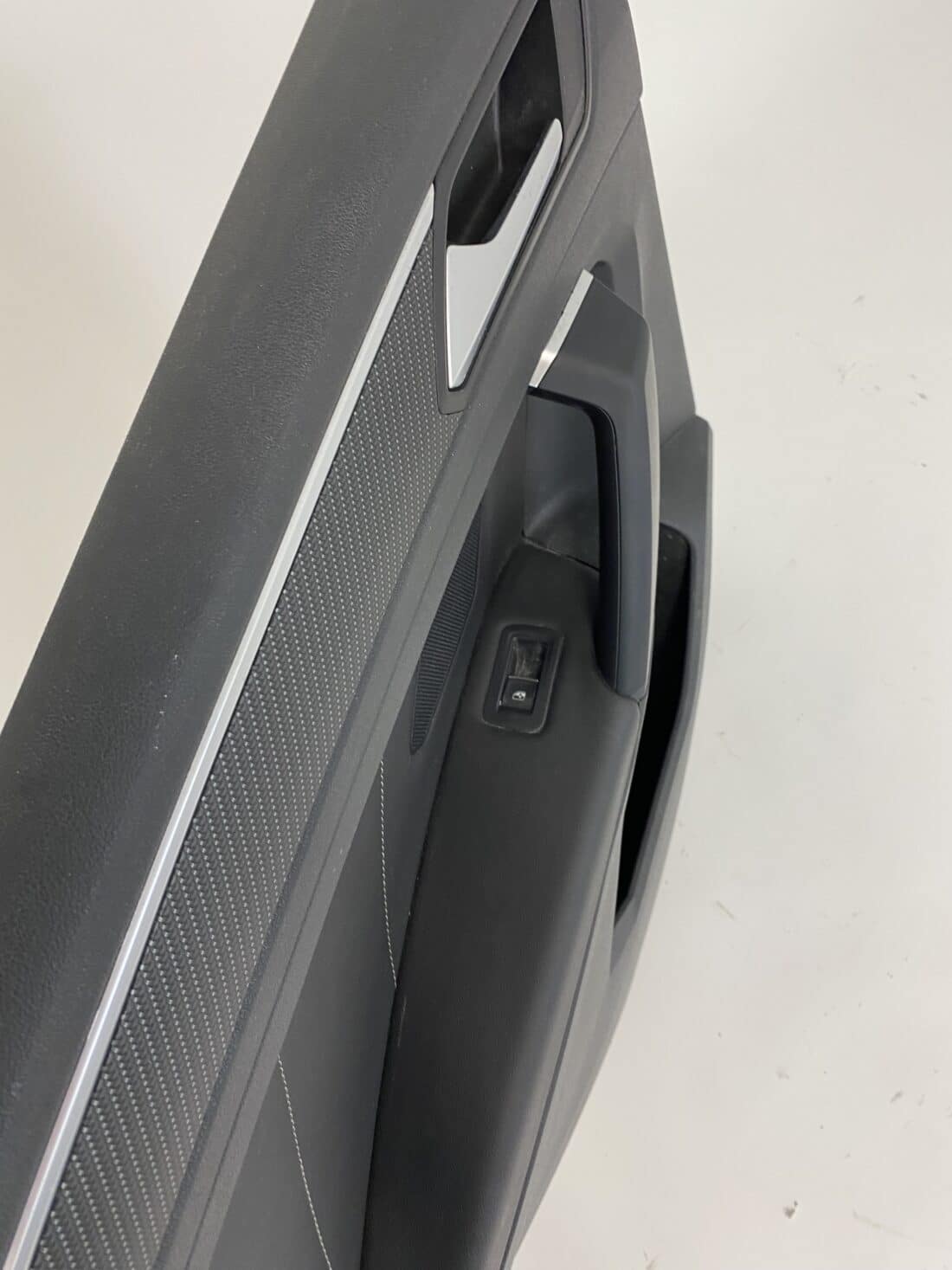 Trp Post Container Daten Trp Post Id 15719 Innenraum Vw Tiguan R Alcantara Stoff Grau Schwarz Trp Post Container