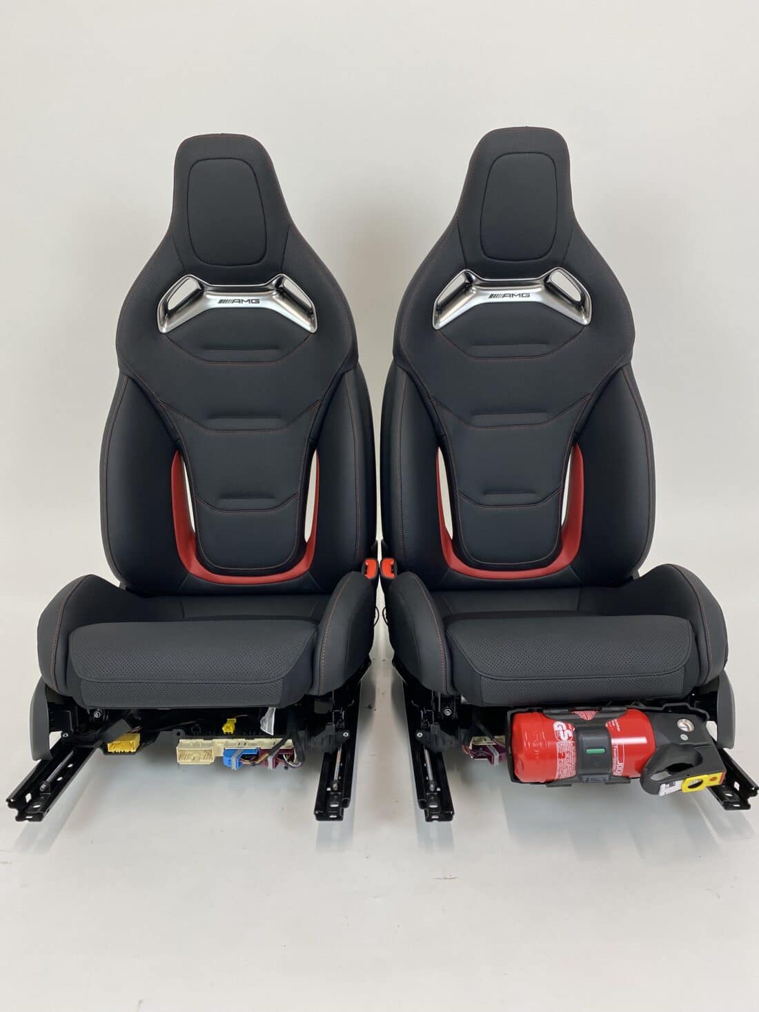 Trp Post Container Data Trp Post Id 15921 Mercedes Benz C Klasse Amg Performance Sitze W206 Schwarzes Leder mit roten Details Trp Post Container