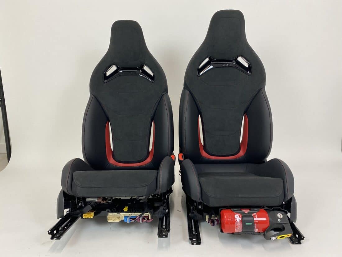 Trp Post Container Data Trp Post Id 15933 Mercedes Benz C Klasse Amg Performance Stoelen W206 Alcantara Met Rood Detail Trp Post Container