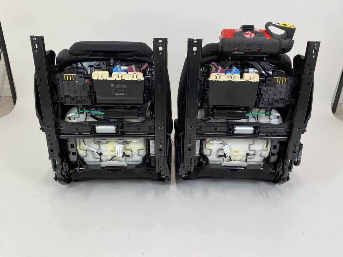 Trp Post Container Data Trp Post Id 15946 Mercedes Benz C Klasse Amg Performance Stoelen W206 Zwart Grijs Leder Met Rood Detail Trp Post Container