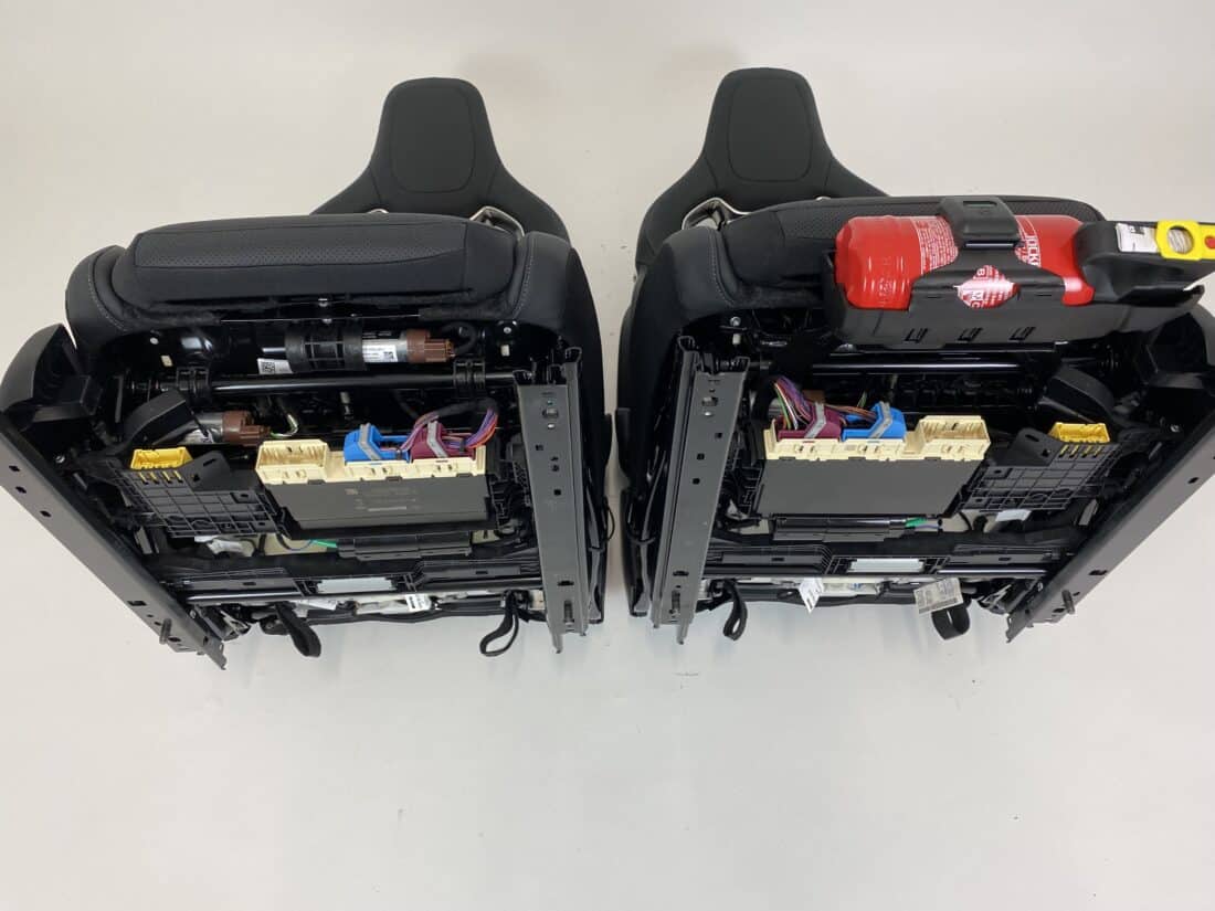 Trp Post Container Data Trp Post Id 15946 Mercedes Benz C Klasse Amg Performance Stoelen W206 Zwart Grijs Leder Met Rood Detail Trp Post Container
