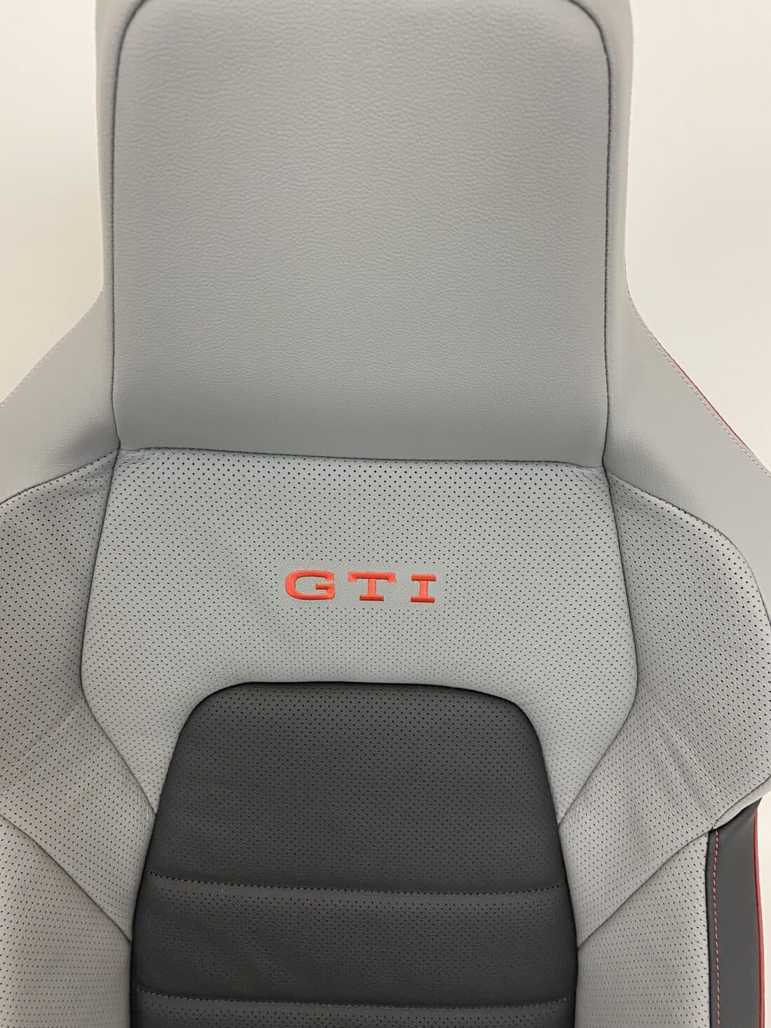 Interieur Vw Golf 8 Gti Zwart Grijs Rood