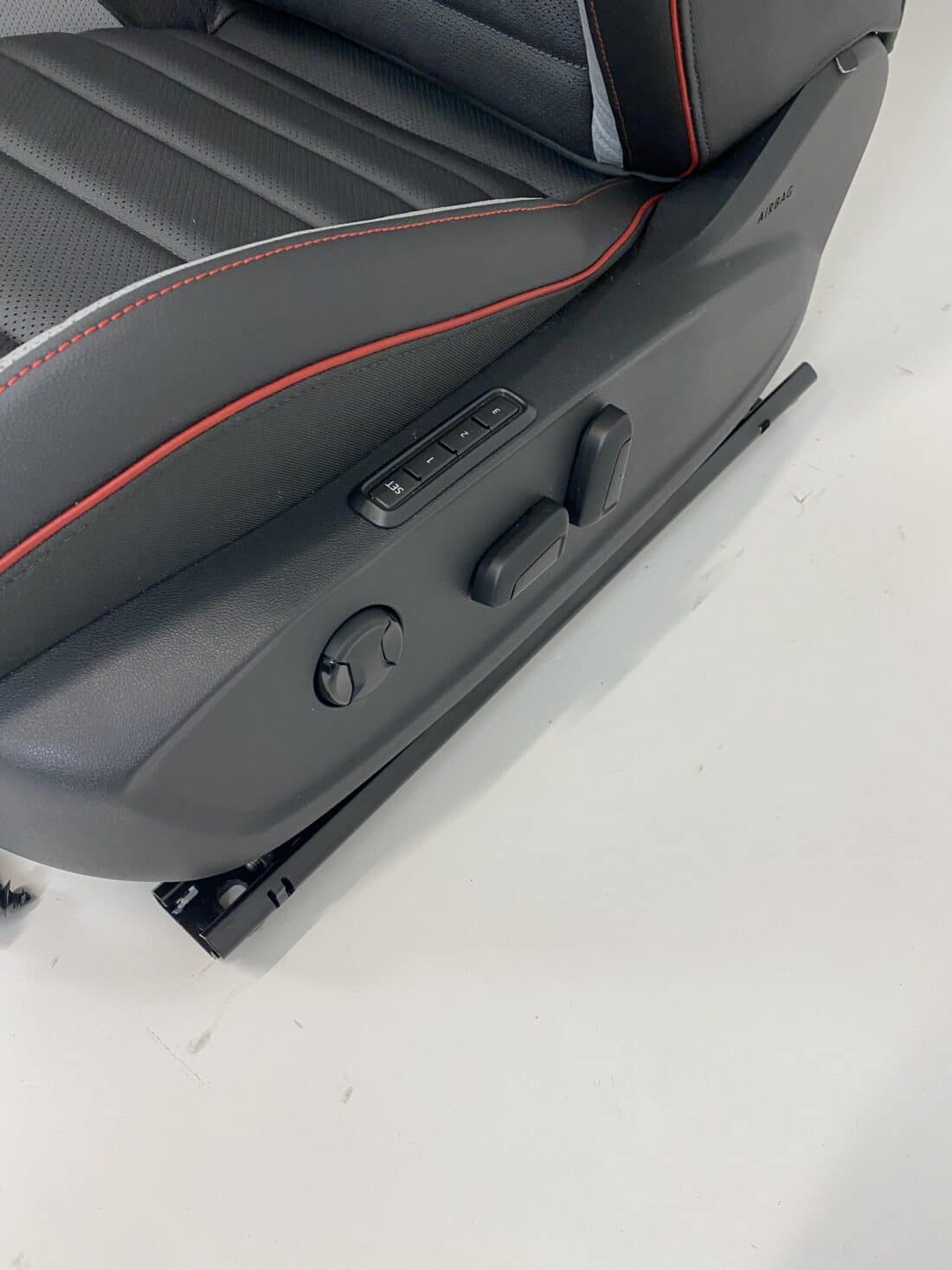 Interieur Vw Golf 8 Gti Zwart Grijs Rood
