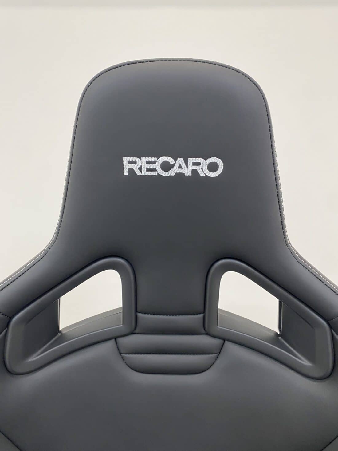 Recaro Sportster Cs Leder Zwart Met Wit Stiksel
