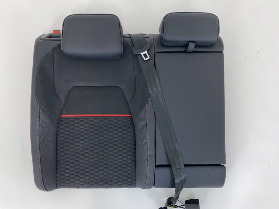 Trp Post Container Data Trp Post Id 16977 Interior Vw Golf 8 Gti Clubsport Alcantara Grey Honeycomb Red Stripes Trp Post Container