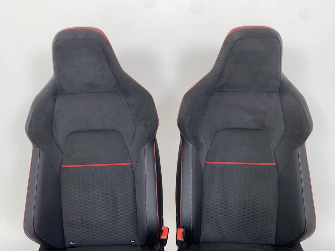 Trp Post Container Data Trp Post Id 16977 Interior Vw Golf 8 Gti Clubsport Alcantara Grey Honeycomb Red Stripes Trp Post Container