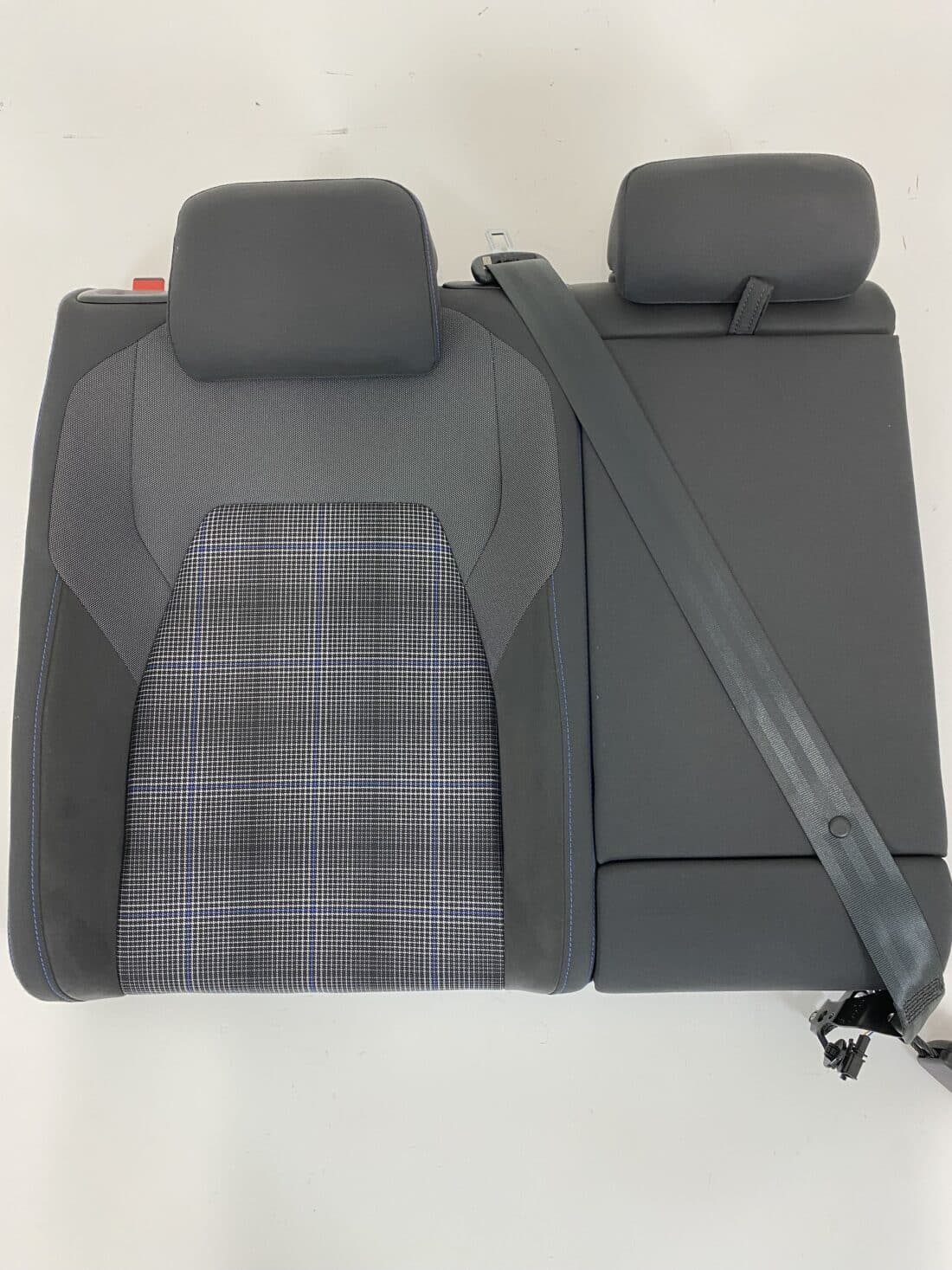 Trp Post Container Data Trp Post Id 17456 Interieur Vw Golf 8 Gte Stof Alcantara Blauw Zwart Grijs Trp Post Container