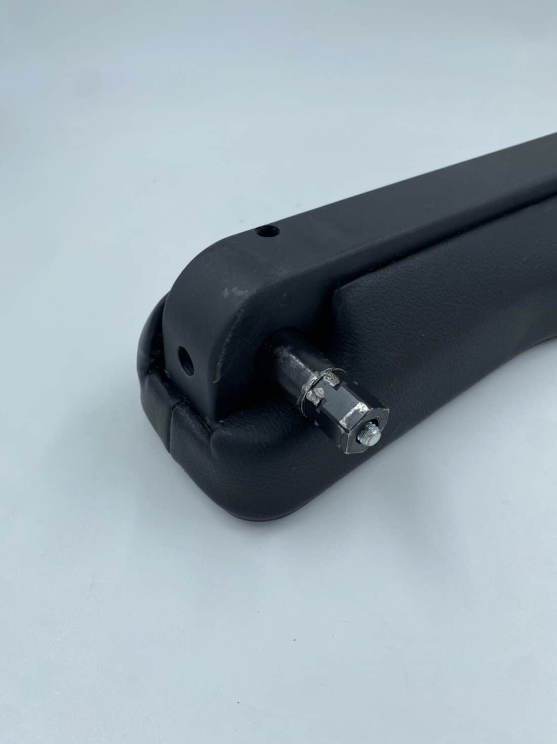 Trp Post Container Data Trp Post Id 19231 Recaro Usado Apoyabrazos Piel sintética Derecha Trp Post Container