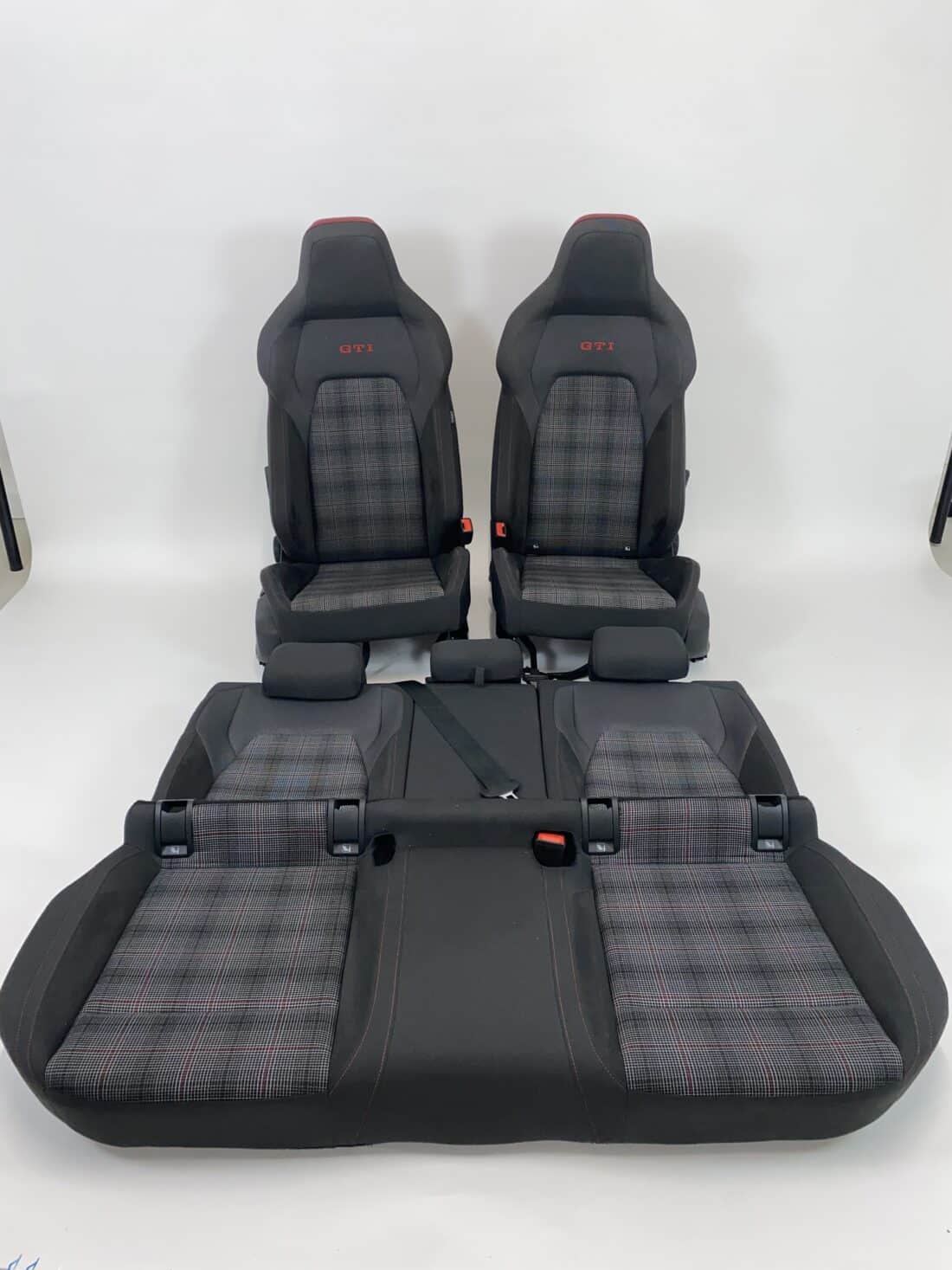 Interieur Vw Golf 8 Gti Alcantara Stof Grijs Geruit Rood Wit Grijs