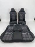 Interieur VW Golf 8 GTI Alcantara/Stof Grijs/Geruit Rood/Wit/Grijs