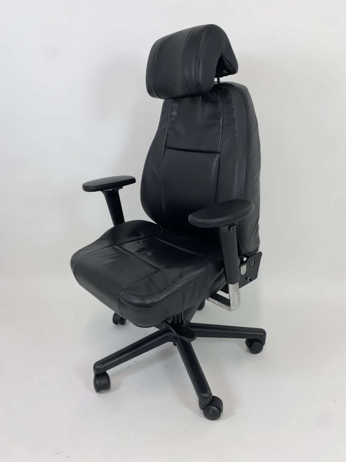 Trp Post Container Data Trp Post Id 19255 Used Iron Horse 4000 24 7 Chair Trp Post Container