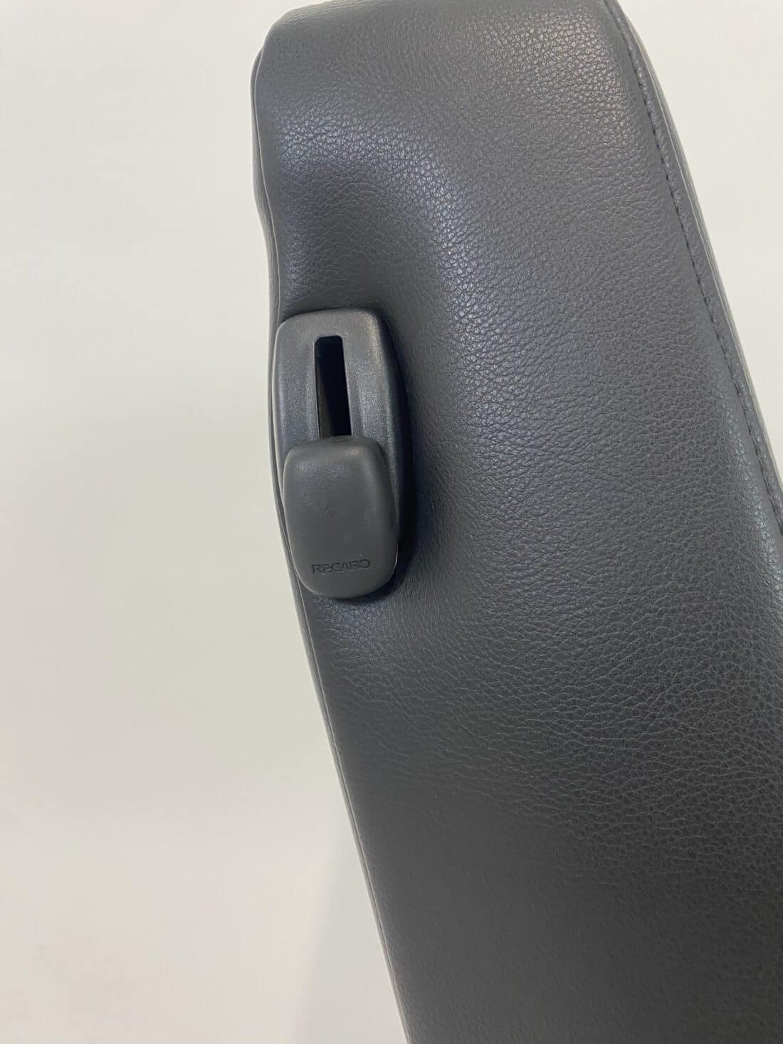 Trp Post Container Data Trp Post Id 19126 Recaro Specialist M Refurbished Zonder Hoofdsteun Trp Post Container