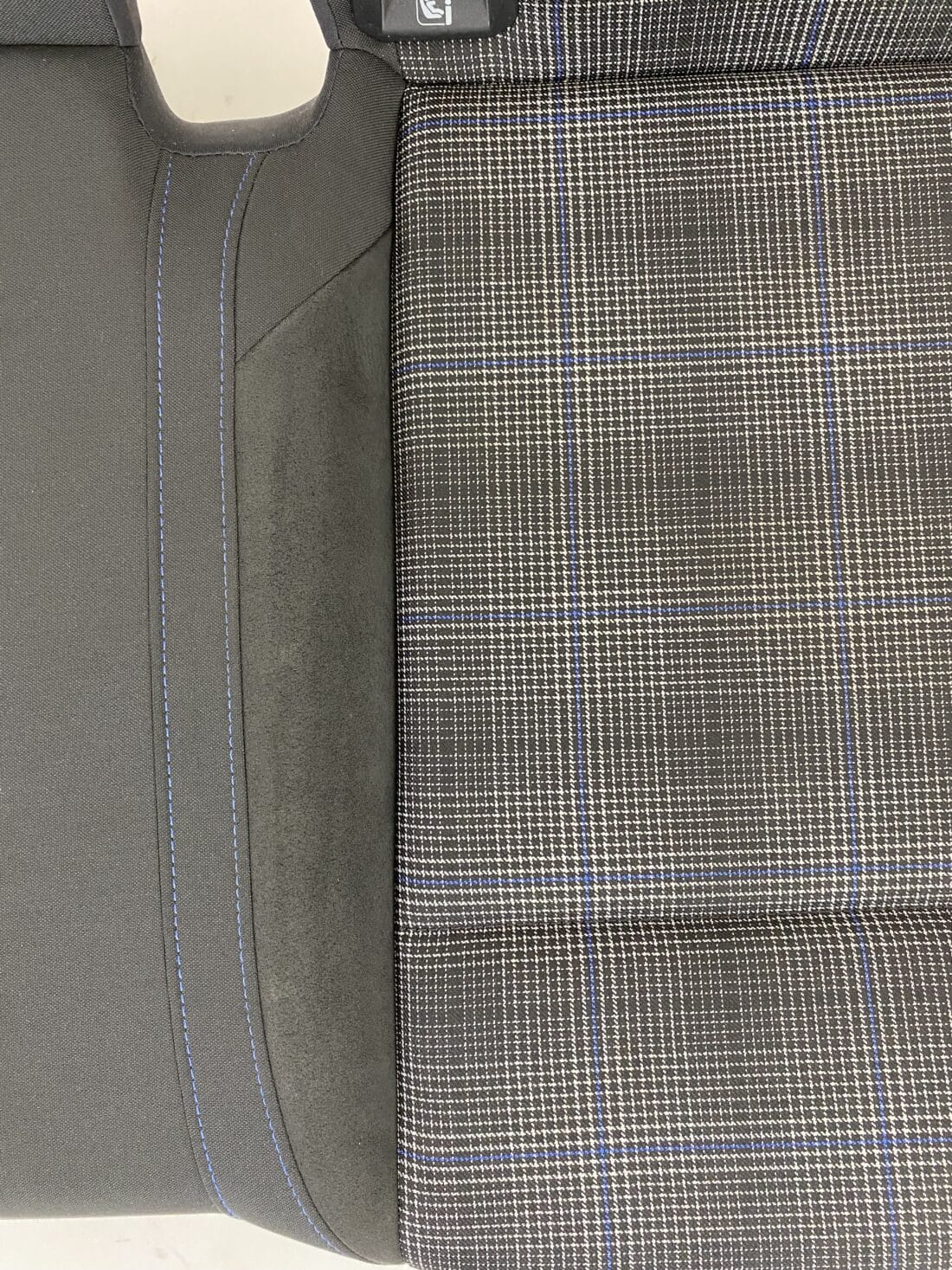 Trp Post Container Data Trp Post Id 19061 Interieur Vw Golf 8 Gte Stof Alcantara Blauw Zwart Grijs Trp Post Container