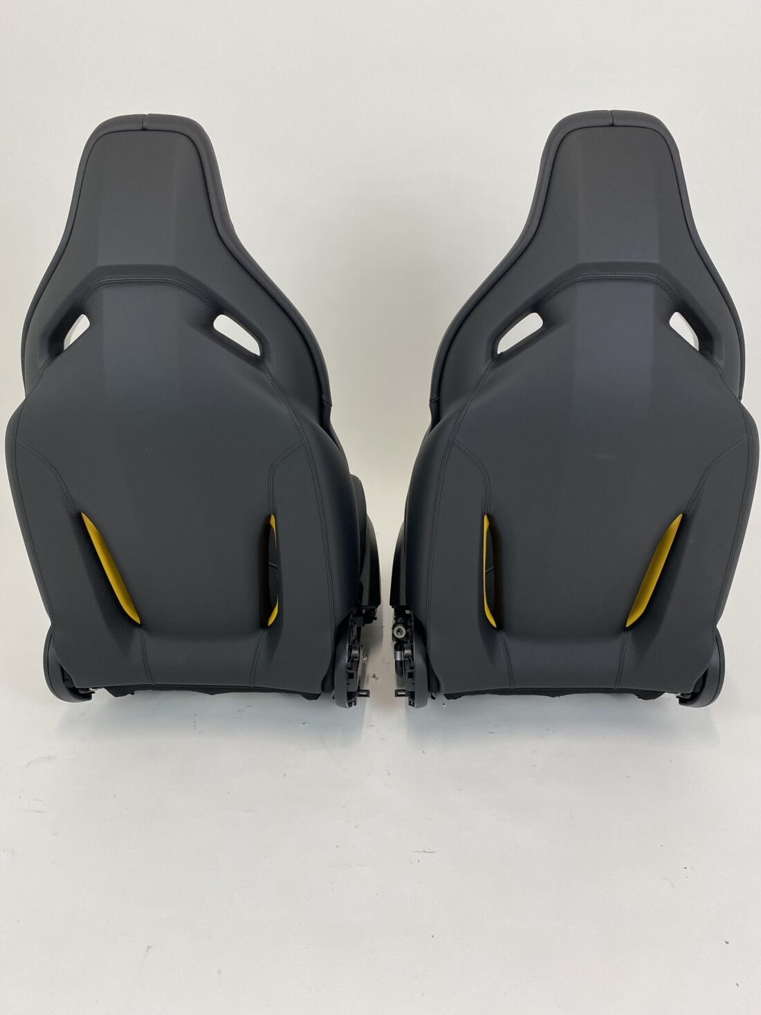 Mercedes Benz C Klasse Amg Performance Stoelen W206 Zwart Leder Met Gele Details