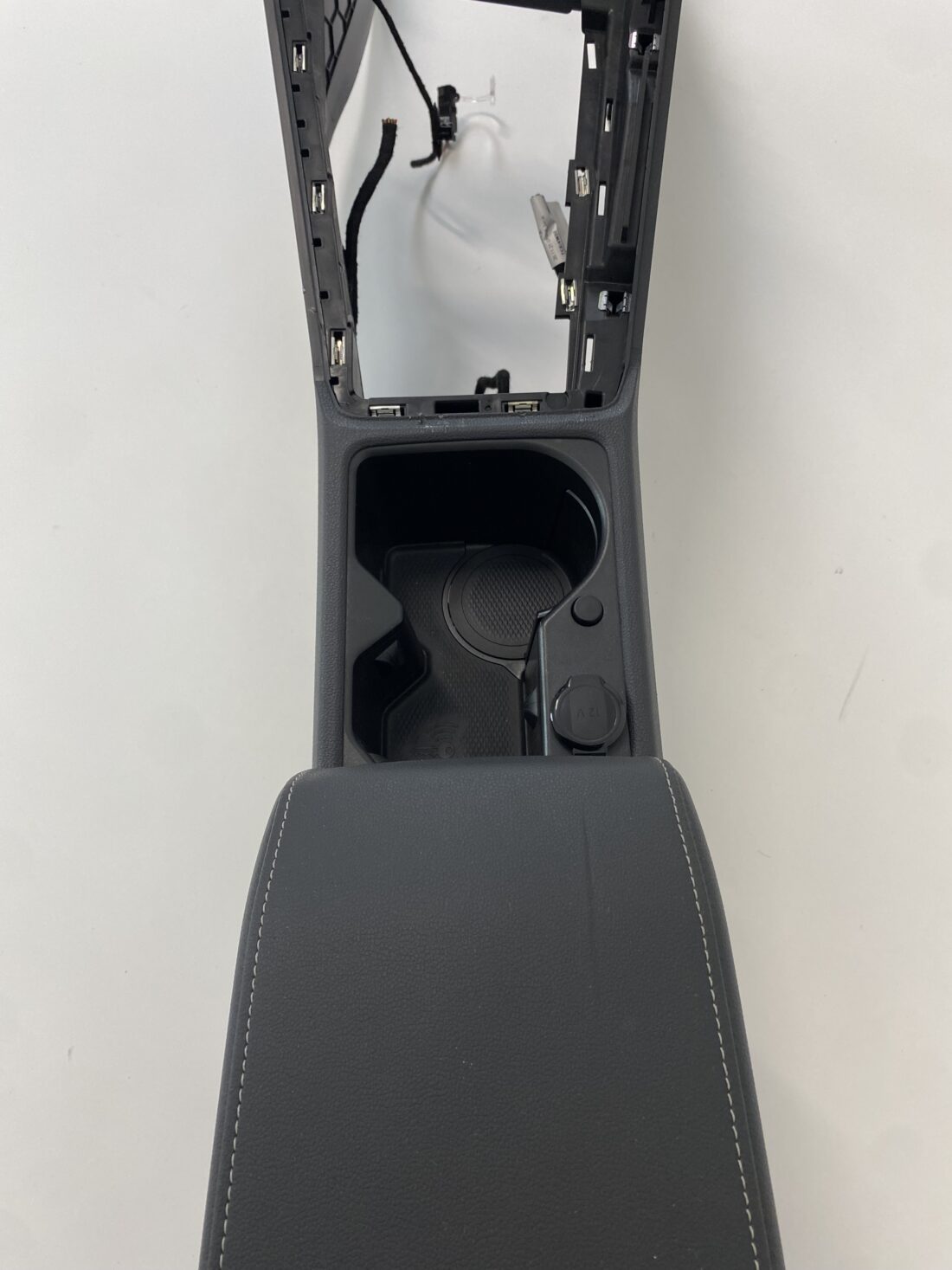 Données du conteneur Trp Post - ID Trp Post 20058 - Intérieur VW Golf 8 R CD gris-noir - Conteneur Trp Post Données du conteneur Trp Post - ID Trp Post 20058 - Intérieur VW Golf 8 R CD gris-noir - Conteneur Trp Post