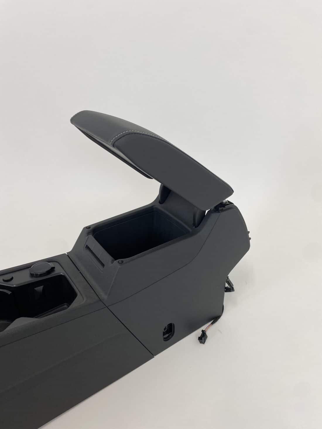 Données du conteneur Trp Post - ID Trp Post 20058 - Intérieur VW Golf 8 R CD gris-noir - Conteneur Trp Post Données du conteneur Trp Post - ID Trp Post 20058 - Intérieur VW Golf 8 R CD gris-noir - Conteneur Trp Post