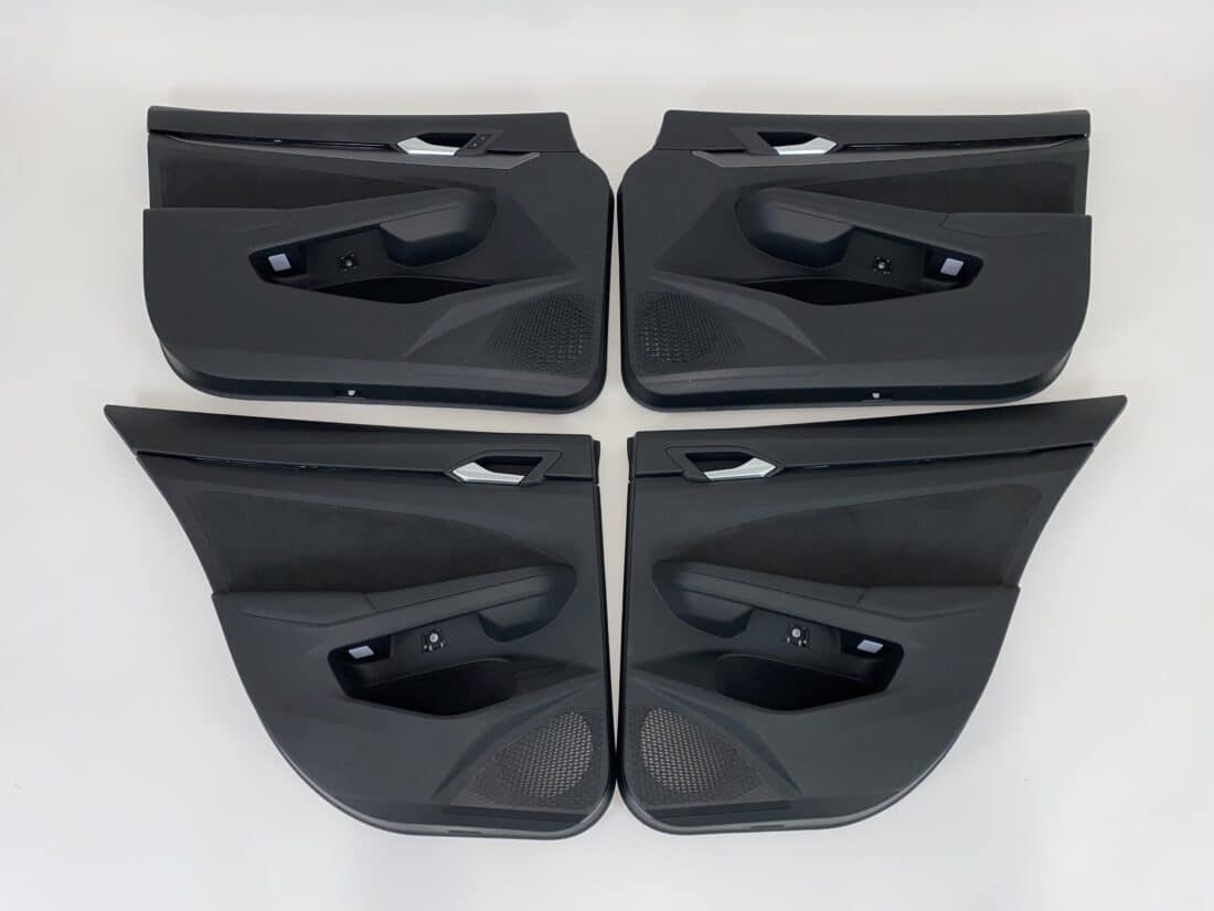 Données du conteneur Trp Post - ID Trp Post 20058 - Intérieur VW Golf 8 R CD gris-noir - Conteneur Trp Post Données du conteneur Trp Post - ID Trp Post 20058 - Intérieur VW Golf 8 R CD gris-noir - Conteneur Trp Post
