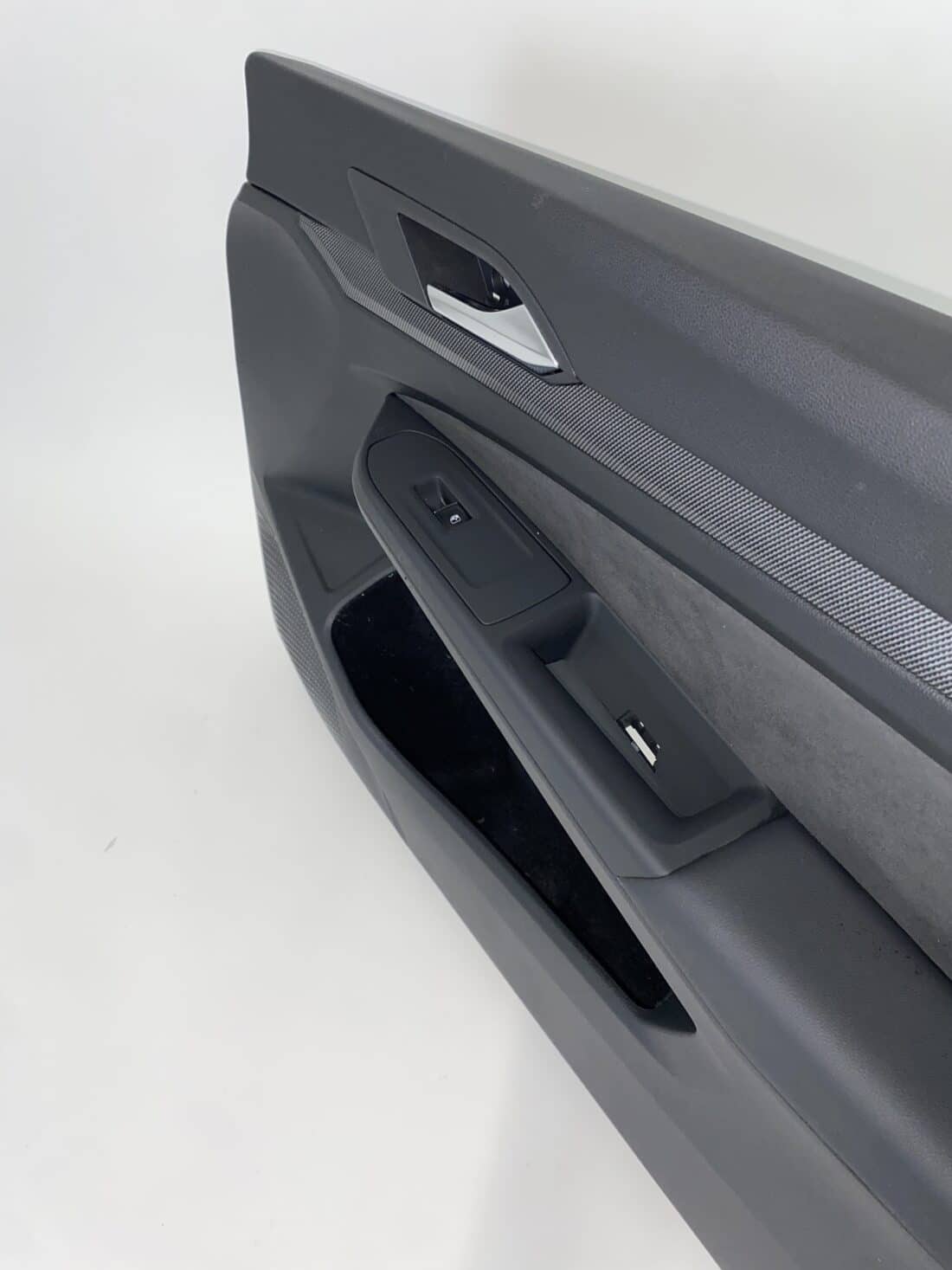 Données du conteneur Trp Post - ID Trp Post 20058 - Intérieur VW Golf 8 R CD gris-noir - Conteneur Trp Post Données du conteneur Trp Post - ID Trp Post 20058 - Intérieur VW Golf 8 R CD gris-noir - Conteneur Trp Post