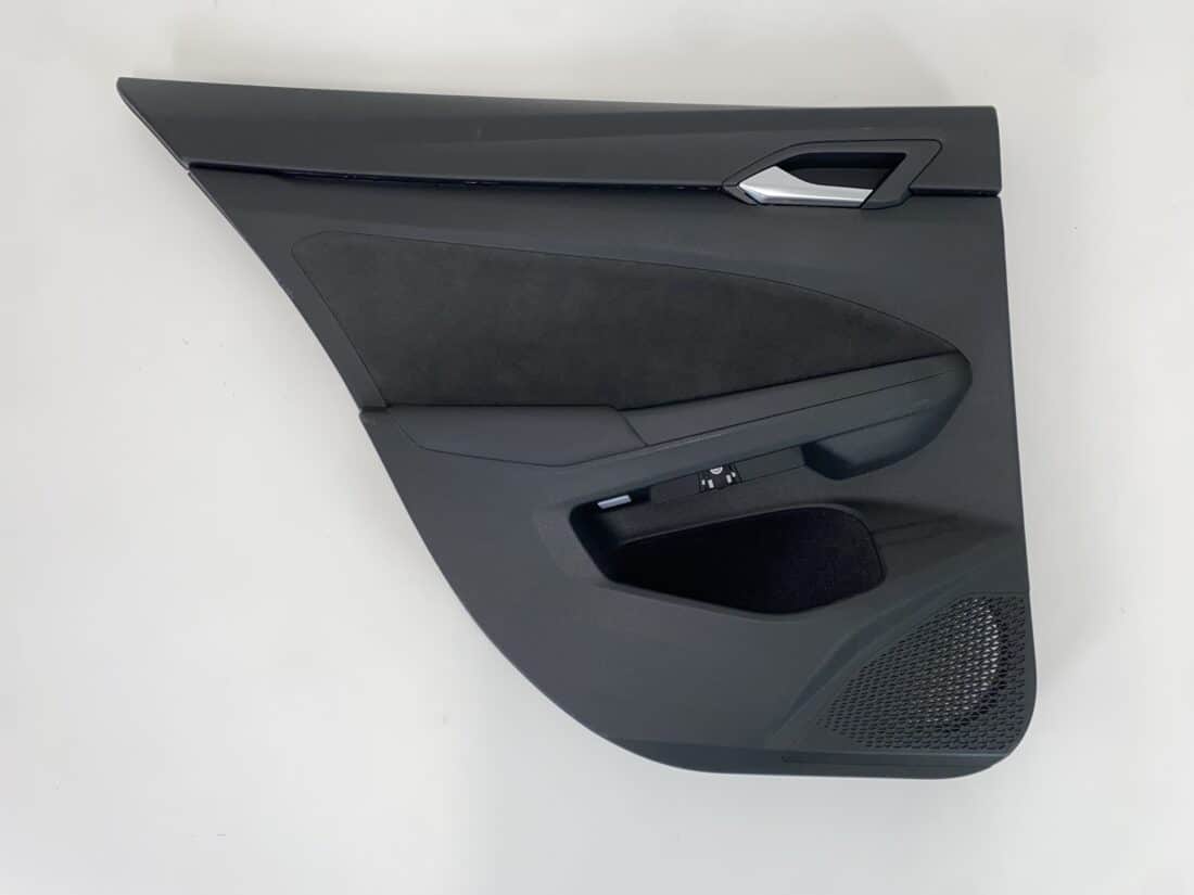 Données du conteneur Trp Post - ID Trp Post 20058 - Intérieur VW Golf 8 R CD gris-noir - Conteneur Trp Post Données du conteneur Trp Post - ID Trp Post 20058 - Intérieur VW Golf 8 R CD gris-noir - Conteneur Trp Post