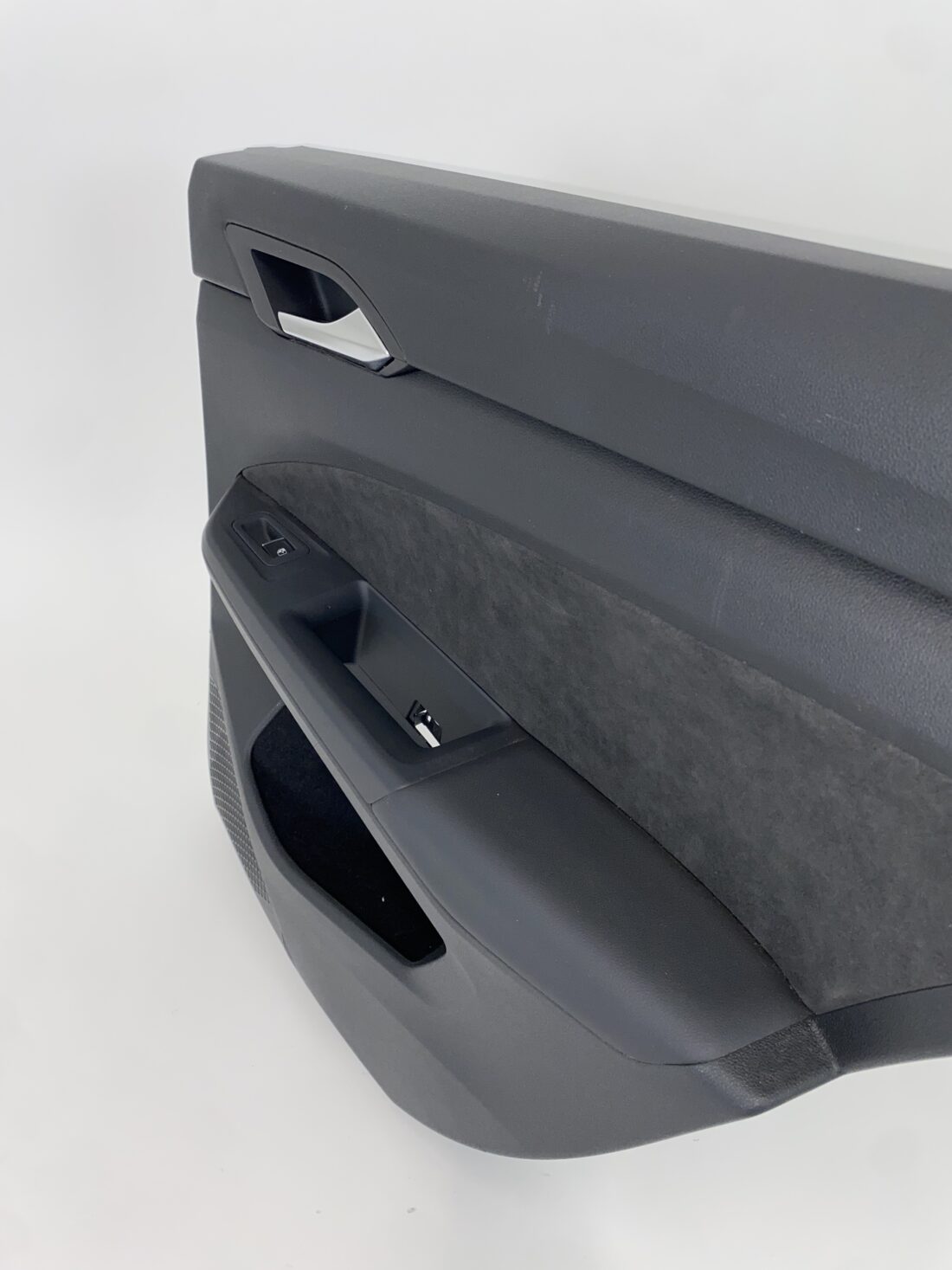 Données du conteneur Trp Post - ID Trp Post 20058 - Intérieur VW Golf 8 R CD gris-noir - Conteneur Trp Post Données du conteneur Trp Post - ID Trp Post 20058 - Intérieur VW Golf 8 R CD gris-noir - Conteneur Trp Post