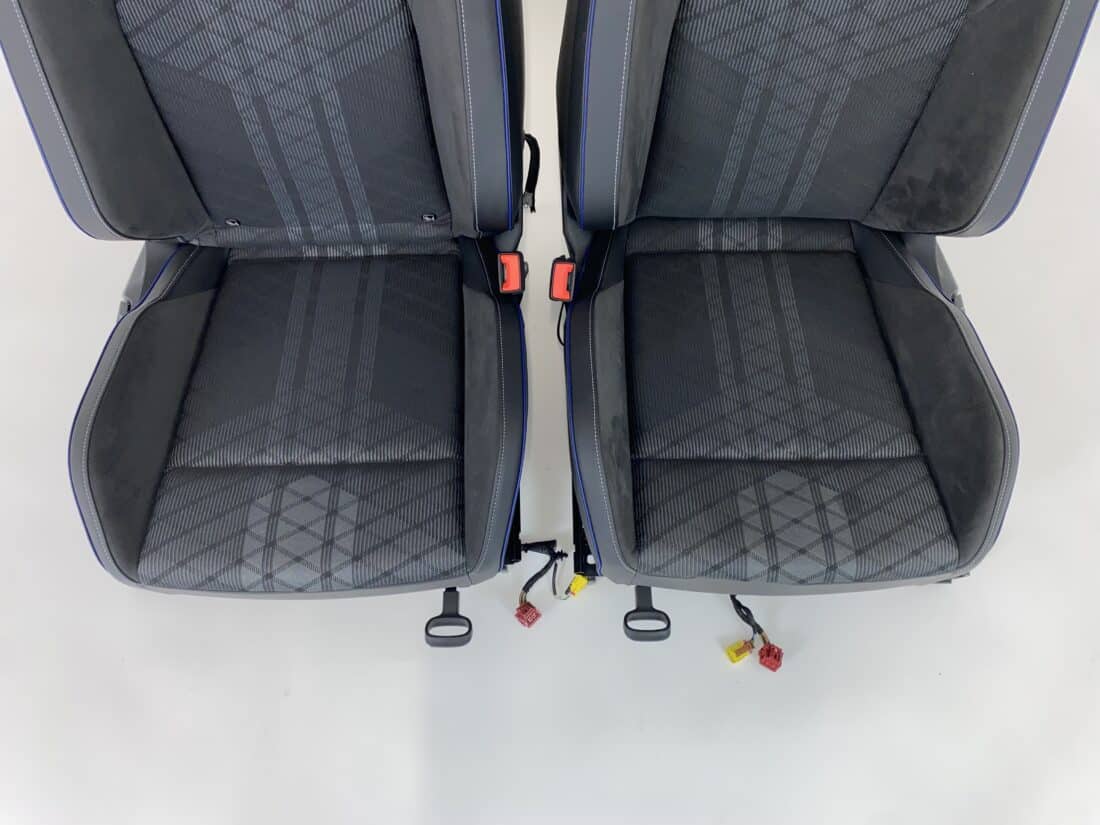 Données du conteneur Trp Post - ID Trp Post 20058 - Intérieur VW Golf 8 R CD gris-noir - Conteneur Trp Post Données du conteneur Trp Post - ID Trp Post 20058 - Intérieur VW Golf 8 R CD gris-noir - Conteneur Trp Post