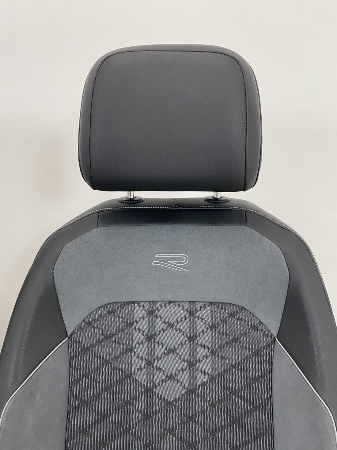 Trp Post Container Data Trp Post ID 20025 Interior VW Tiguan R Allspace Bw2 Alcantara Fabric Leather Trp Post Container Trp Post Container Data Trp Post ID 20025 Interior VW Tiguan R Allspace Bw2 Alcantara Fabric Leather Trp Post Container
