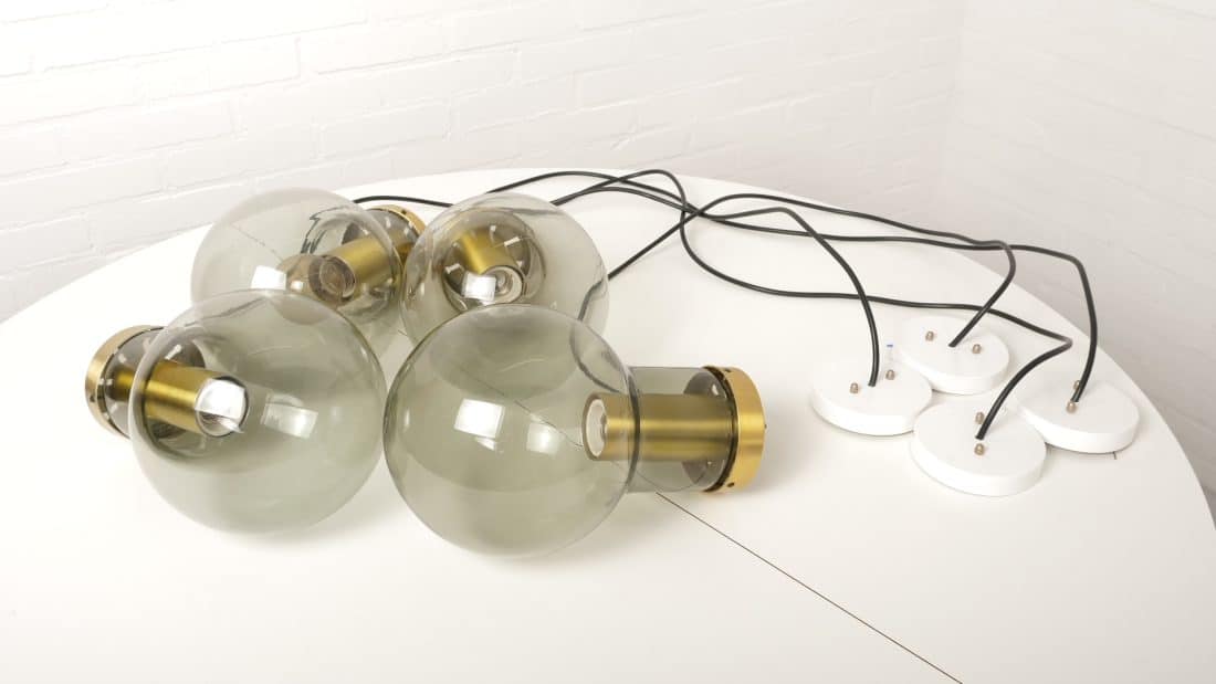 Trp Post Container Data Trp Post Id 6215 Set Of 4 Pendant Lamps Raak Amsterdam Maxi Globe 1970s Trp Post Container