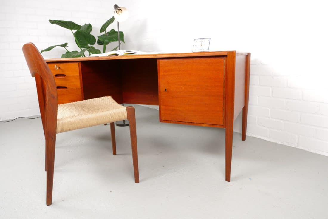 Trp Post Container Data Trp Post Id 6265 Wilhelm Renz Teak Desk Years 60s Trp Post Container