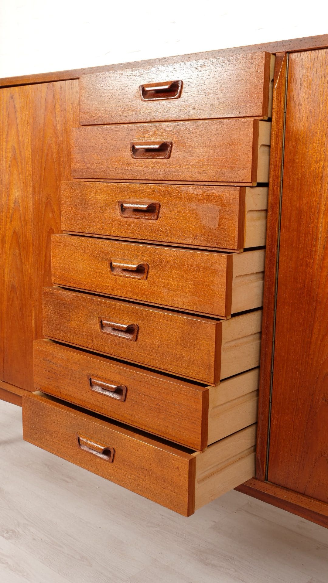 Highboard Wandkast Teak 1960s