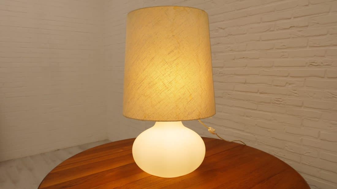 Trp Post Container Data Trp Post Id 10904 Table Lamp Limburg Glass White Vintage Trp Post Container
