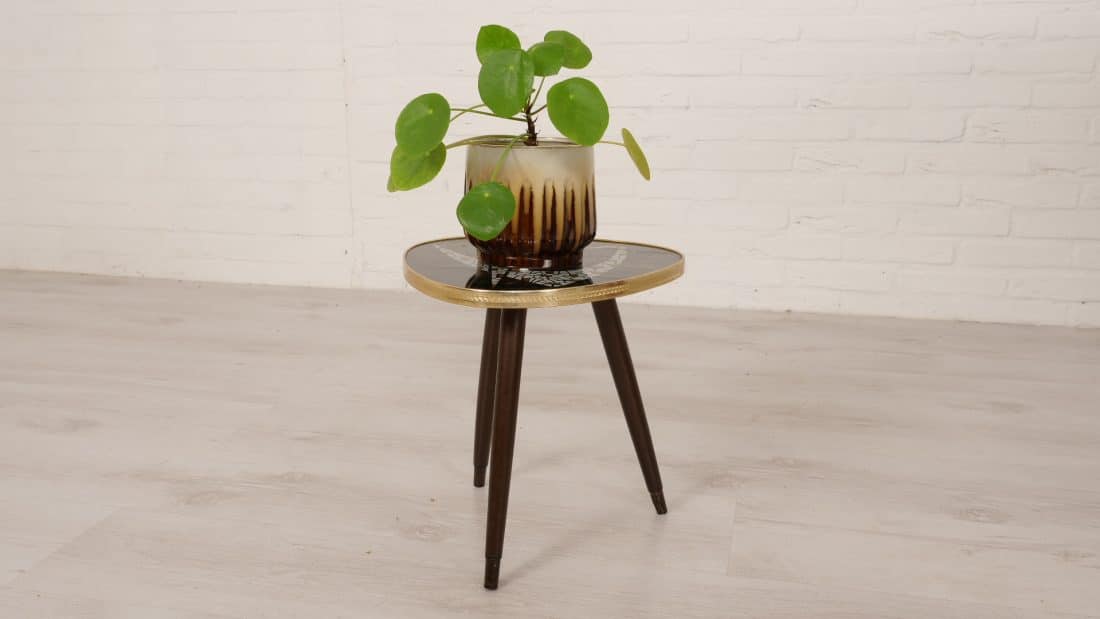 Trp Post Container Data Trp Post Id 10845 Plant Table Vintage Glass Brass Edge Side Table Trp Post Container