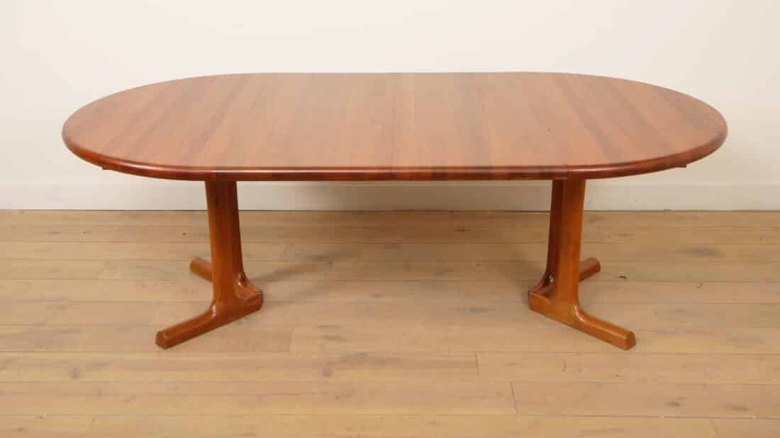 Vintage Uitschuifbare Ronde Eettafel Dyrlund Massief Teak Deens Vintage Uitschuifbare Ronde Eettafel Dyrlund Massief Teak Deens