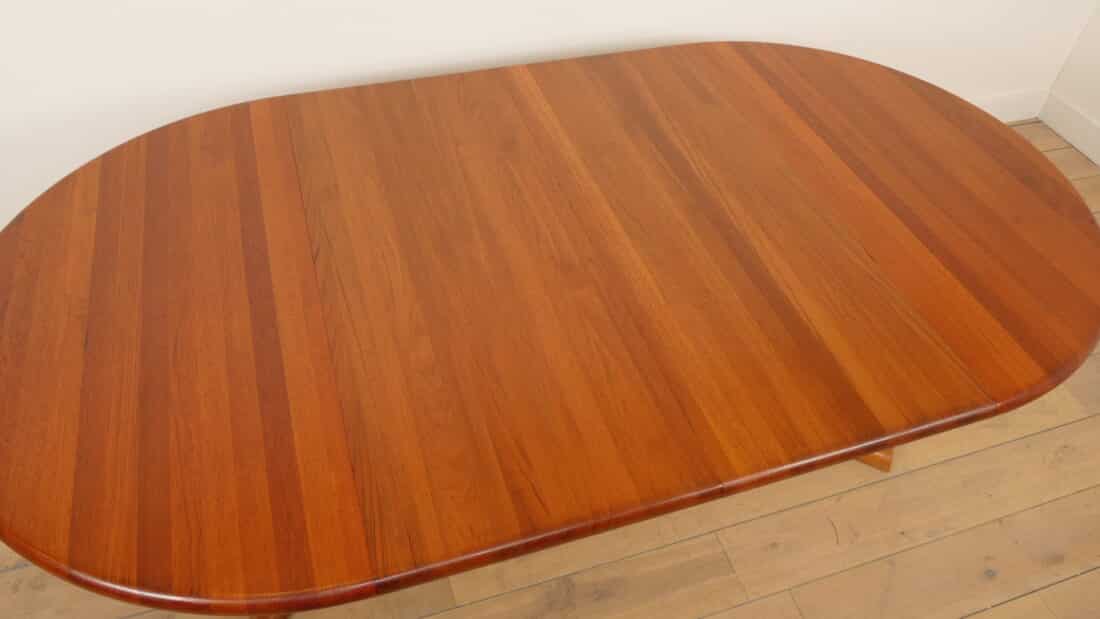 Vintage Uitschuifbare Ronde Eettafel Dyrlund Massief Teak Deens Vintage Uitschuifbare Ronde Eettafel Dyrlund Massief Teak Deens