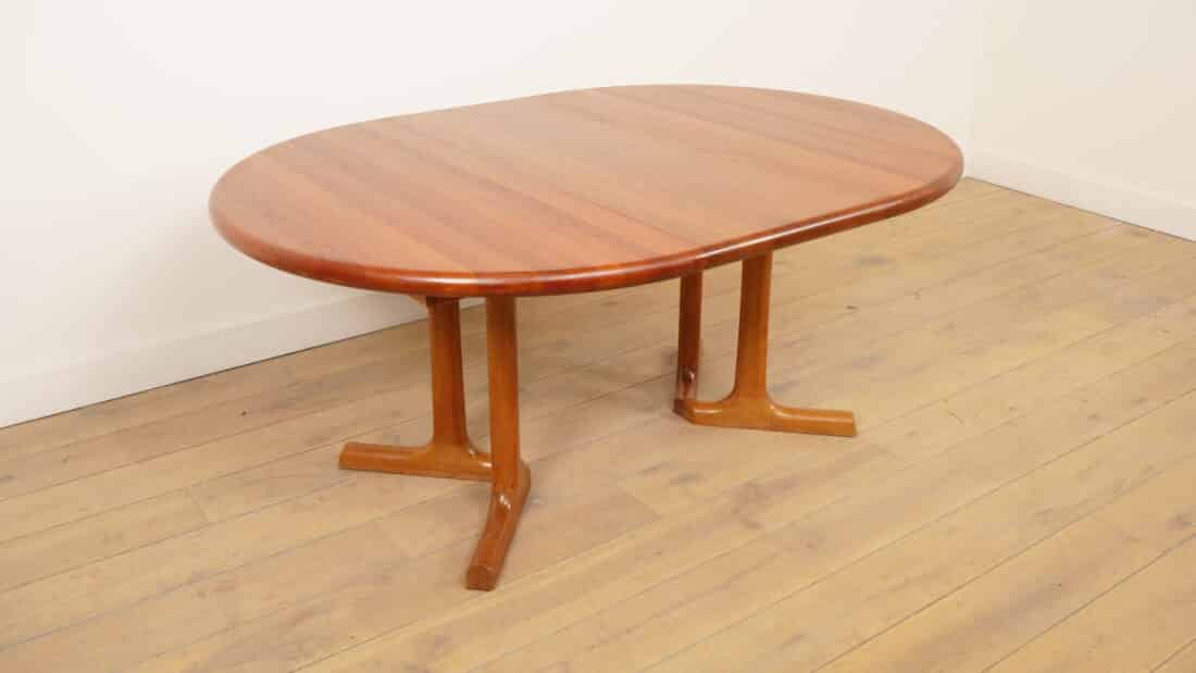 Vintage Uitschuifbare Ronde Eettafel Dyrlund Massief Teak Deens Vintage Uitschuifbare Ronde Eettafel Dyrlund Massief Teak Deens