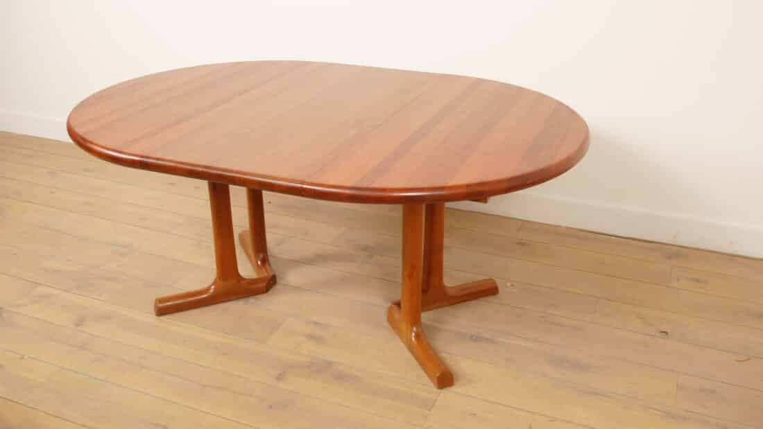 Vintage Uitschuifbare Ronde Eettafel Dyrlund Massief Teak Deens Vintage Uitschuifbare Ronde Eettafel Dyrlund Massief Teak Deens