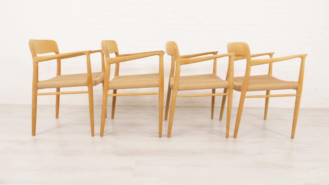 Trp Post Container Data Trp Post Id 12001 2 X Niels Otto Moller Dining Chairs Model 56 Oak Restored Trp Post Container