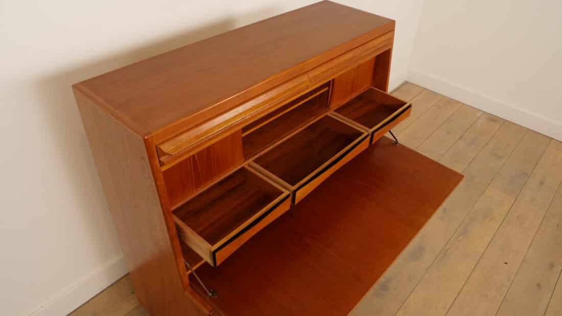 Données du conteneur Trp Post - ID Trp Post 15344 Secrétaire vintage Erling Torvits en teck 104 cm Conteneur Trp Post Données du conteneur Trp Post - ID Trp Post 15344 Secrétaire vintage Erling Torvits en teck 104 cm Conteneur Trp Post